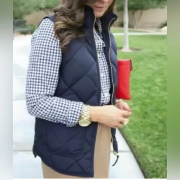 J. Crew Factory Navy Quilted Puffer Vest - Picture 1 of 5